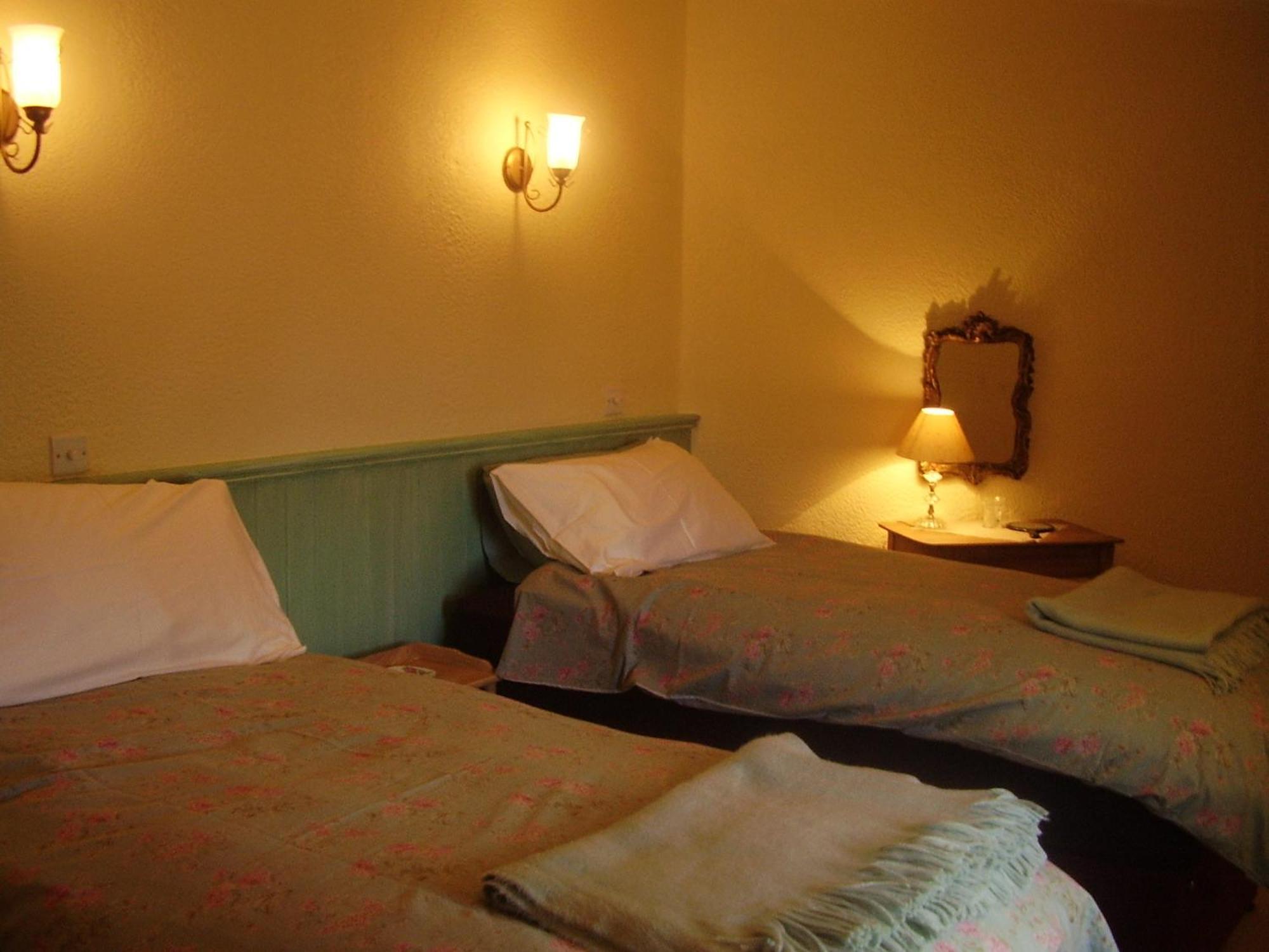 Glenboy Country Accommodation Oldcastle Екстериор снимка